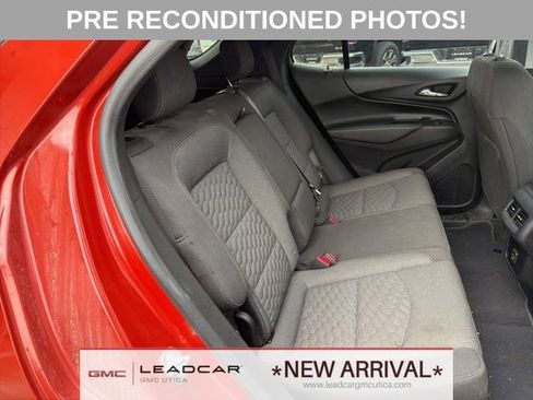Used 2020 Chevrolet Equinox LT AWD/4WD image 13