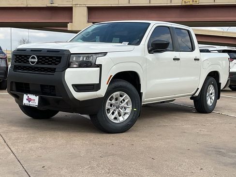 New 2026 Nissan Frontier S image 2