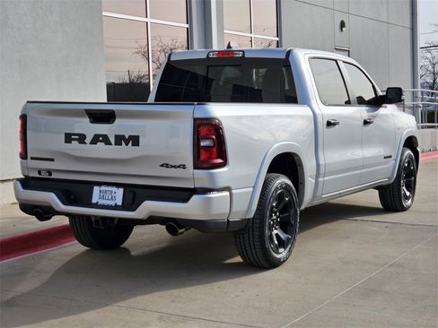 New 2026 RAM 1500 4x4 Crew Cab image 3