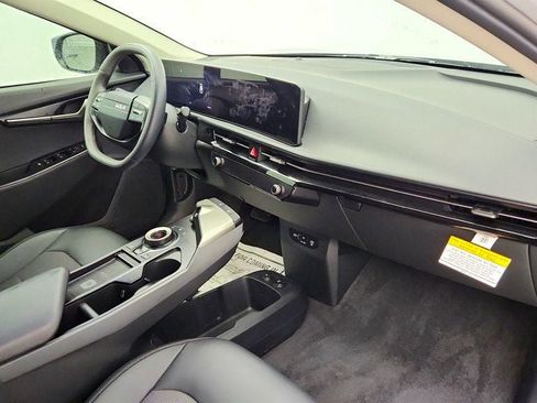 Used 2025 Kia EV6 Light w/ Light LR Technology Package RWD image 23