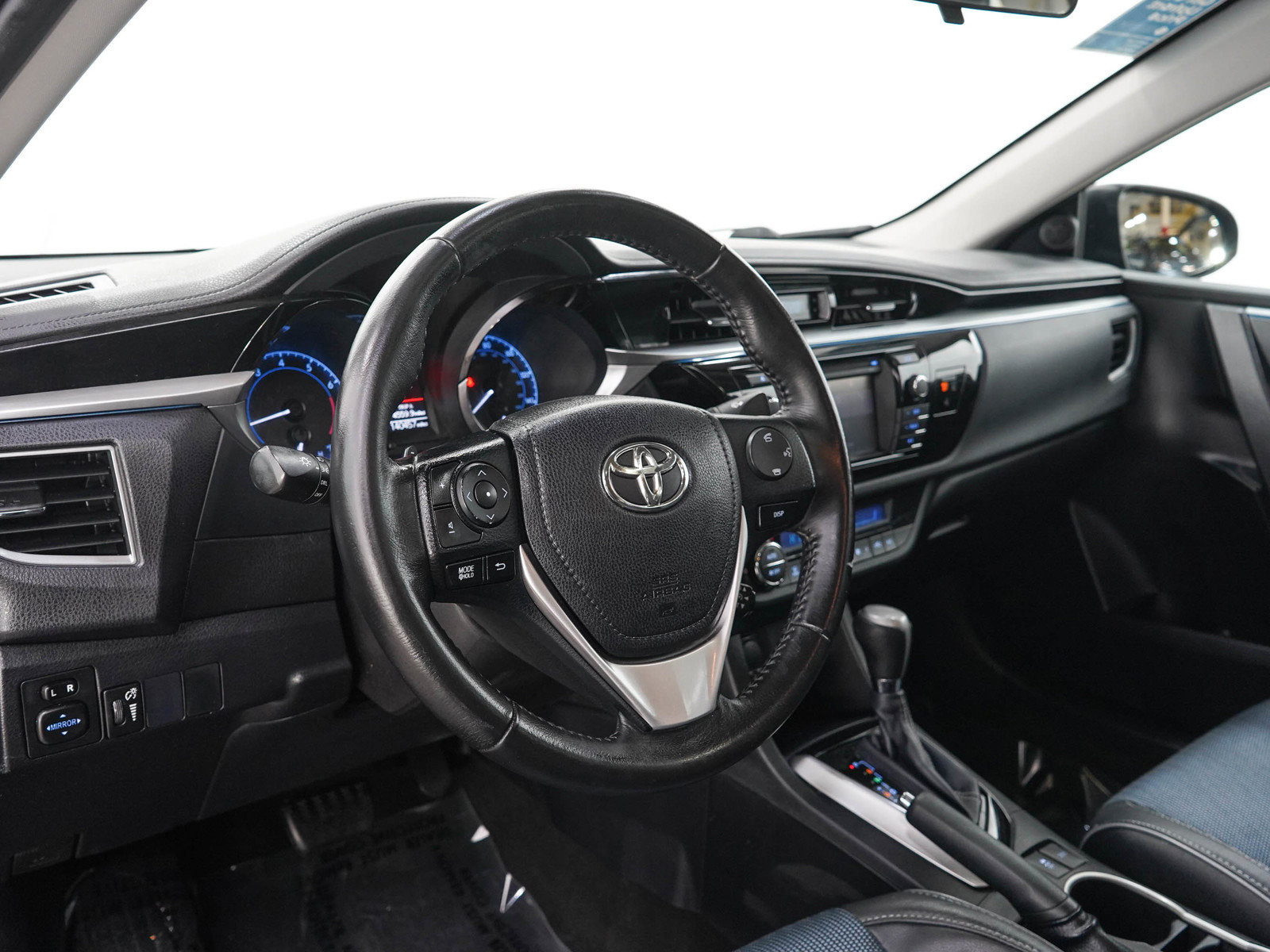 Used 2016 Toyota Corolla S FWD image 21