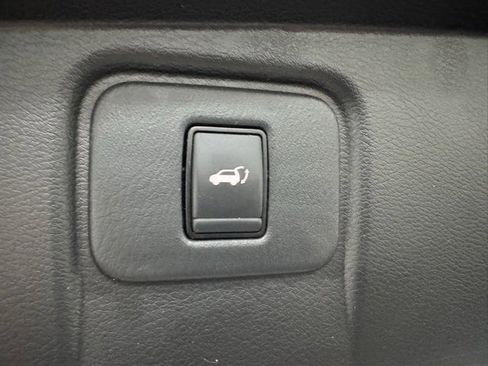 Used 2020 Nissan Murano SL image 29