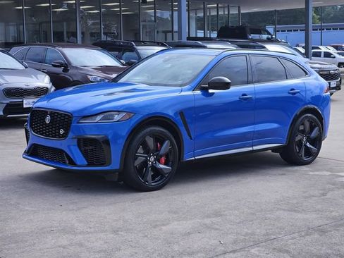 Used 2025 Jaguar F-PACE SVR AWD/4WD image 3