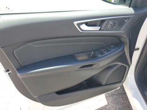 Used 2024 Ford Edge Titanium w/ Equipment Group 301A AWD/4WD image 10