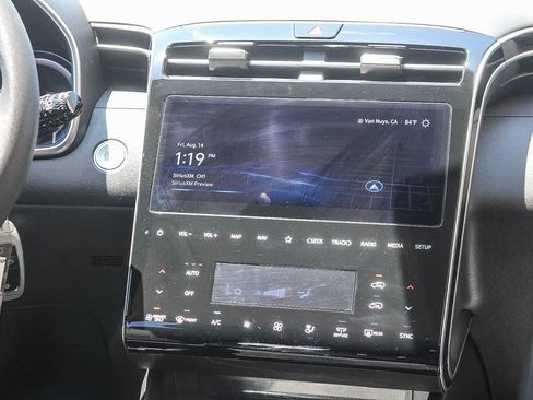 Certified 2024 Hyundai Tucson SEL AWD/4WD image 18