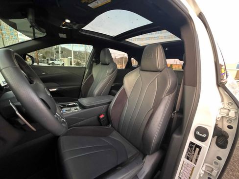 Used 2024 Lexus RX 500h F Sport w/ Convenience Package image 43