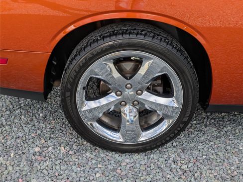 Used 2011 Dodge Challenger R/T w/ Sound Group II image 10