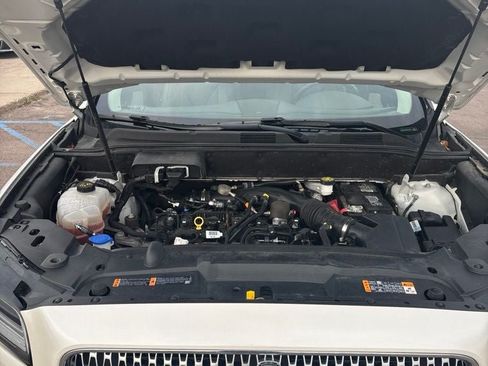 Used 2019 Lincoln Nautilus Reserve AWD/4WD image 32