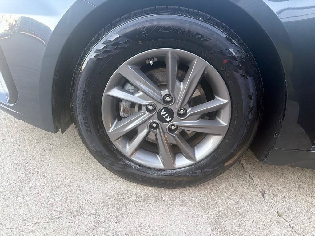 Used 2020 Kia Optima LX FWD image 35