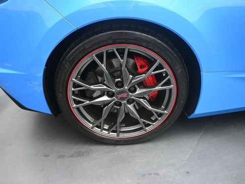Used 2023 Chevrolet Corvette Stingray Premium Conv w/ Z51 Performance Package RWD image 21