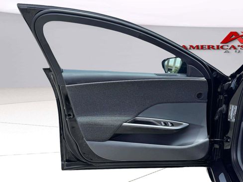 Used 2025 Lucid Air Pure RWD image 19