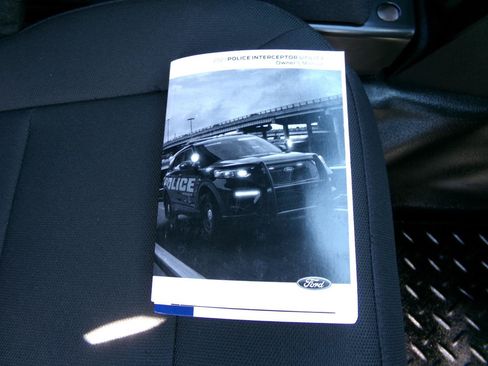 Used 2021 Ford Explorer 4WD Police Interceptor image 30