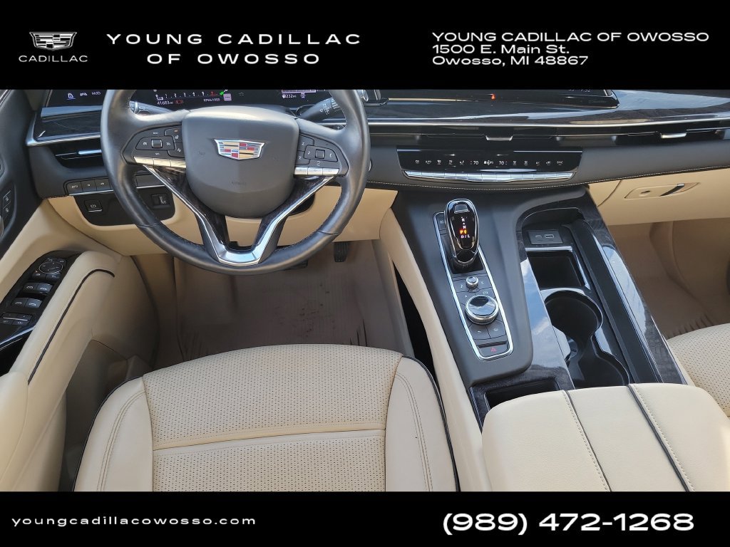 Used 2023 Cadillac Escalade Premium Luxury w/ LPO, Illumination Package AWD/4WD image 25