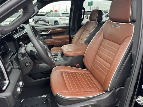 Used 2025 GMC Sierra 1500 Denali Ultimate AWD/4WD image 28