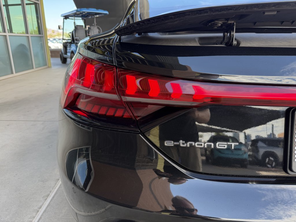 Used 2022 Audi e-tron GT Premium Plus AWD/4WD image 14