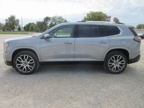 New 2026 GMC Acadia Denali Ultimate image 9