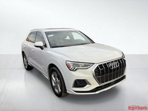 Used 2022 Audi Q3 2.0T Premium Plus w/ Premium Plus Package AWD/4WD image 5
