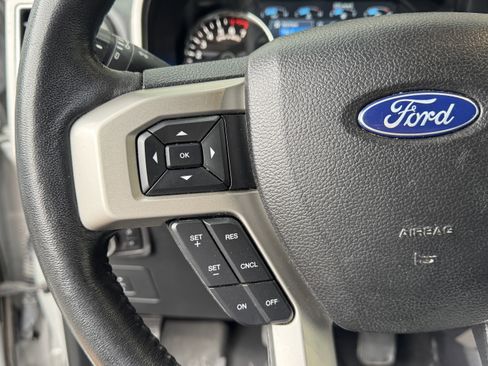 Used 2017 Ford F150 Lariat w/ Equipment Group 502A Luxury image 20