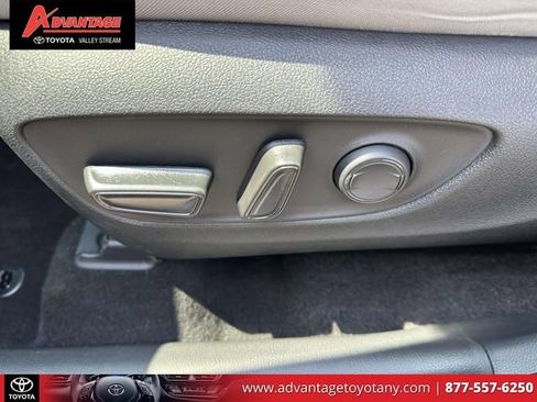 Used 2023 Toyota RAV4 XLE w/ Convenience Package AWD/4WD image 25