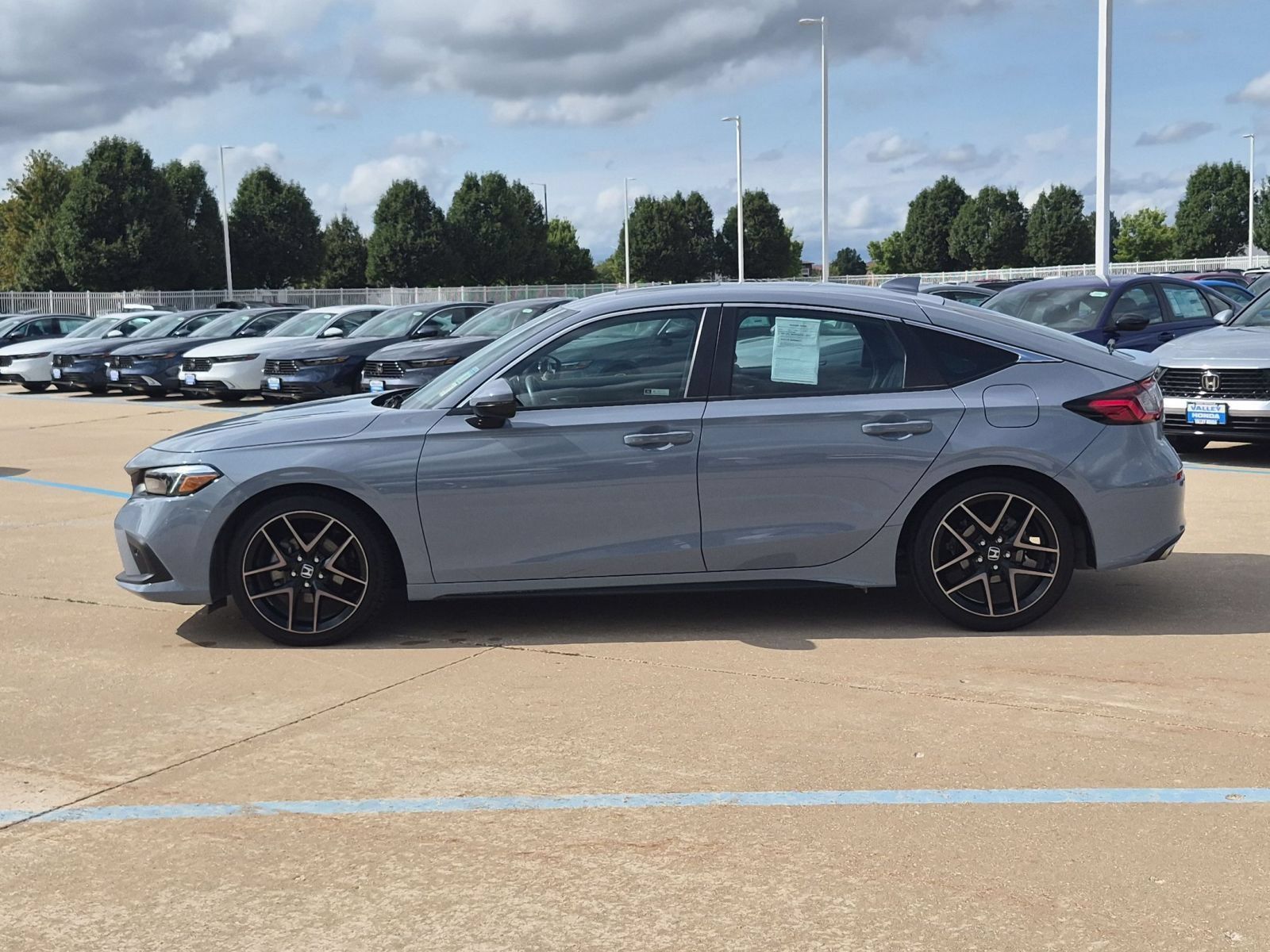 Used 2024 Honda Civic Sport Touring image 10