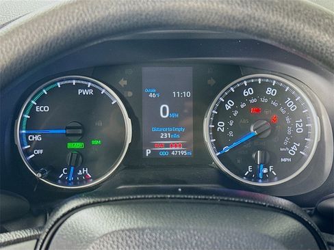 Used 2022 Toyota RAV4 XLE image 12