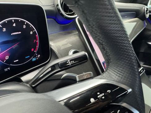 Used 2024 Mercedes-Benz GLC 300 4MATIC image 26