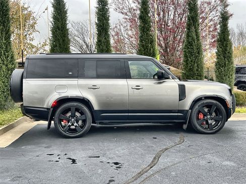 Used 2024 Land Rover Defender 130 X image 6