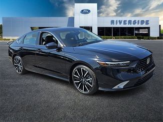 Used 2023 Honda Accord Touring image 1