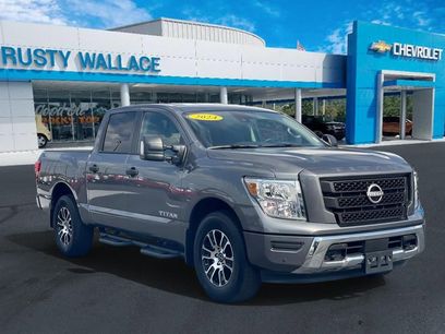 Used 2024 Nissan Titan SV w/ SV Convenience Package