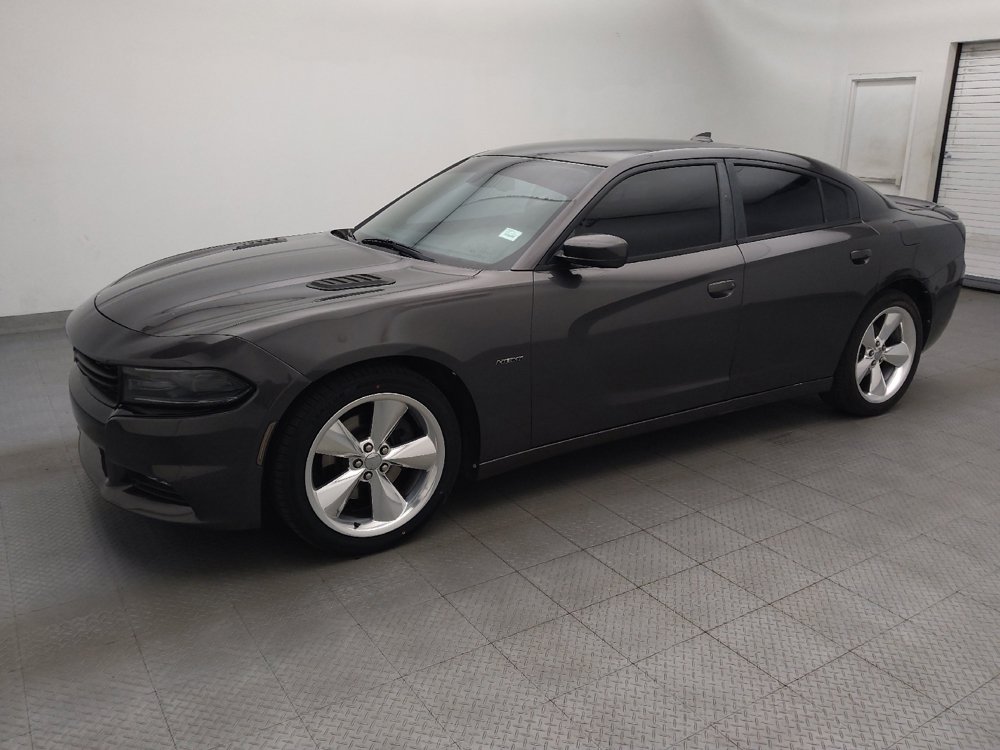 Used 2016 Dodge Charger R/T RWD image 2