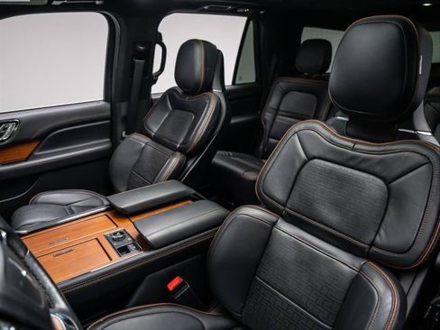 New 2024 Lincoln Navigator Black Label AWD/4WD image 15