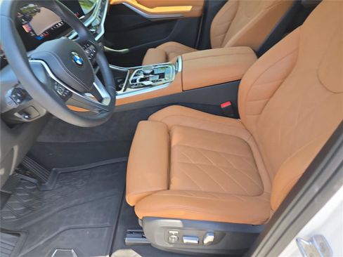 Certified 2024 BMW X5 xDrive40i AWD/4WD image 21