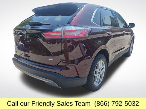 Used 2024 Ford Edge SEL AWD/4WD image 6
