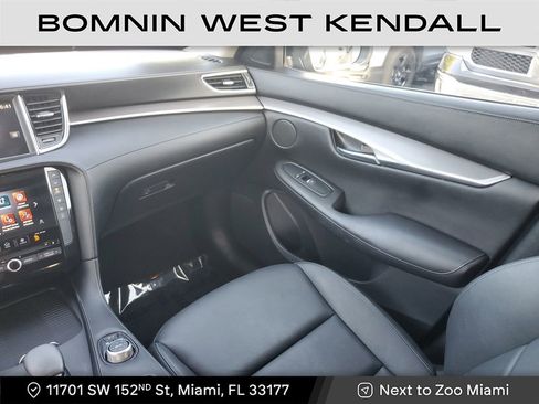 Used 2022 INFINITI QX50 Pure image 16