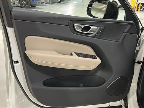 Used 2026 Volvo XC60 B5 Plus w/ Protection Package Premier AWD/4WD image 9