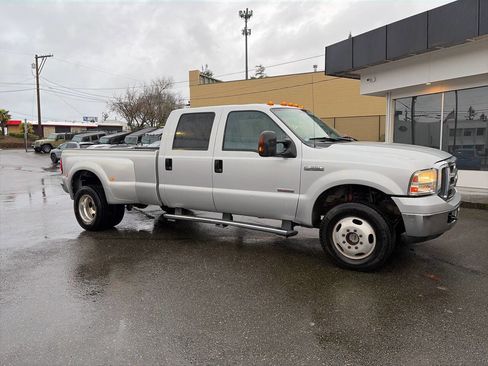 Used 2007 Ford F350 Lariat image 7