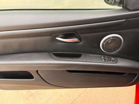 Used 2011 BMW M3 Coupe image 8
