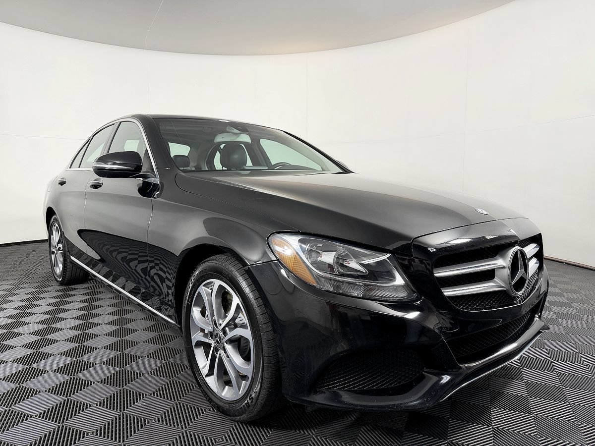 Used 2017 Mercedes-Benz C 300 4MATIC Sedan image 6