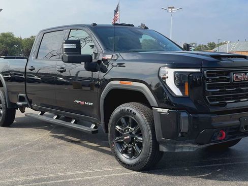 Certified 2024 GMC Sierra 2500 AT4 w/ AT4 Preferred Package image 2