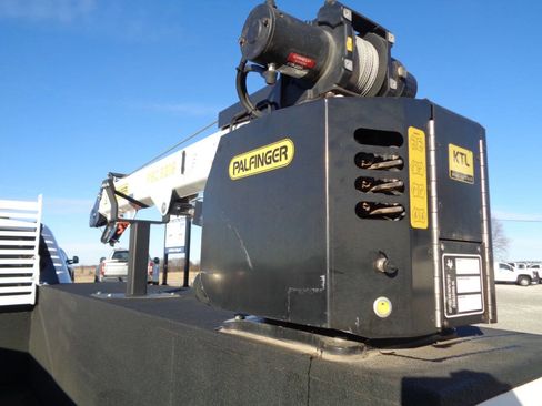 Used 2024 Ford F350 XL w/ XL Chrome Package image 10