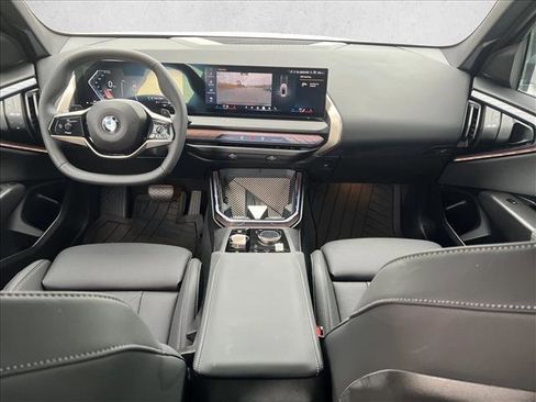 Used 2025 BMW X3 xDrive30i w/ Convenience Package image 18