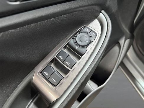 Used 2023 Chevrolet Malibu LT image 27