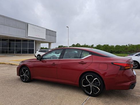 Used 2023 Nissan Altima 2.5 SR image 7