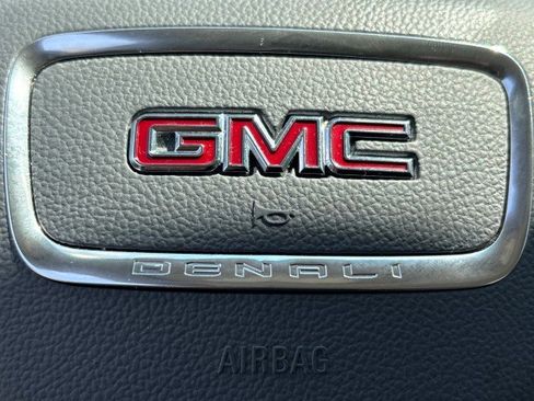 Used 2022 GMC Terrain Denali w/ Denali Premium Package image 29