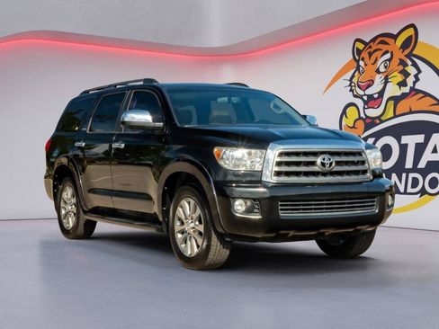 Used 2016 Toyota Sequoia Limited RWD image 4