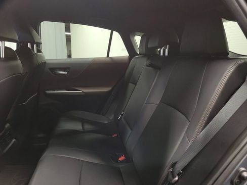 Used 2024 Toyota Venza Limited AWD/4WD image 20
