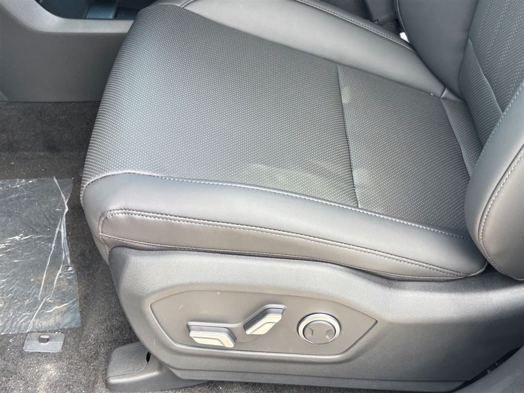 New 2027 Hyundai Santa Fe SEL AWD/4WD image 14