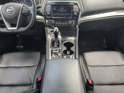 Used 2023 Nissan Maxima SV w/ Floor Mat Group FWD image 17