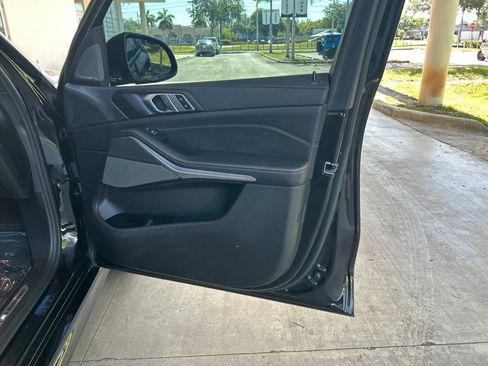 Used 2020 BMW X5 sDrive40i w/ M Sport Package RWD image 26