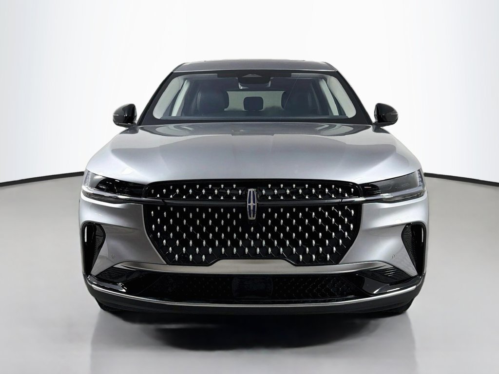 Used 2026 Lincoln Nautilus Premier w/ Equipment Group 102A AWD/4WD image 2
